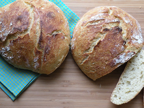 Mrs. Fields Secrets Artisan Hubcap Bread