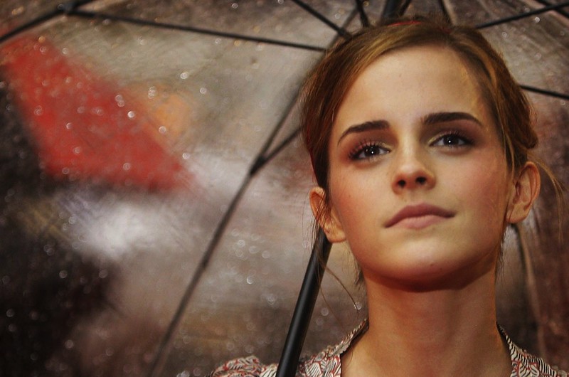 Emma Watson umbrella