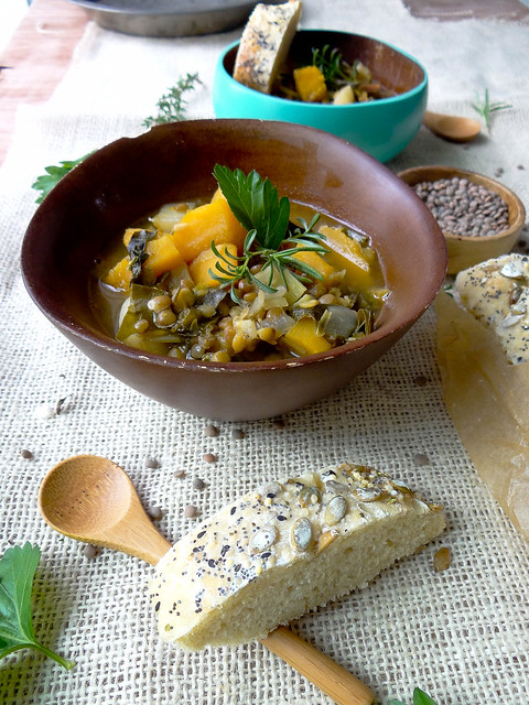 fall spanish pardina lentil soup {gf} // seeded baguette
