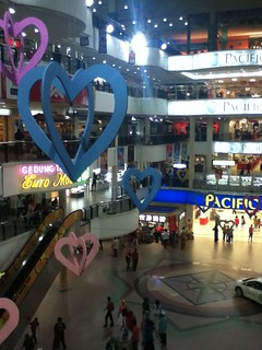 Star Parade shopping mall