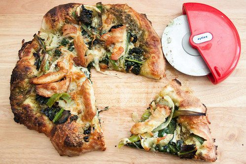 Chicken and Kale Pizza with Fennel