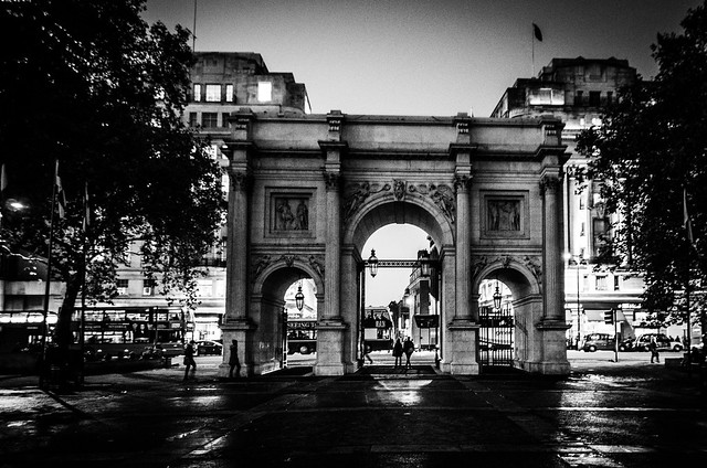 london marble arch hyde park night