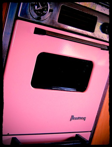 Vintage Pink Oven
