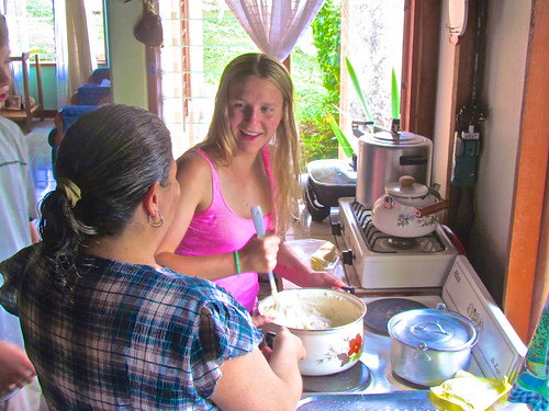 Learning to make cinnamon rolls with homestay mom