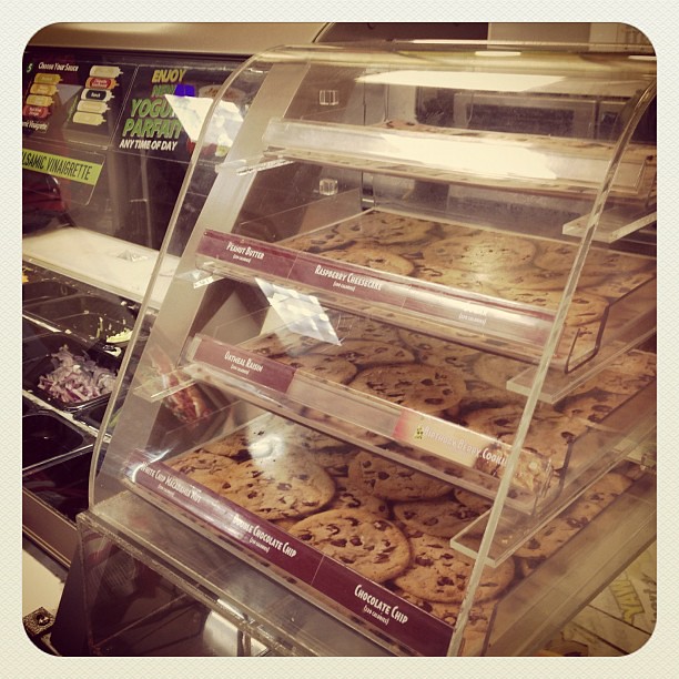 Hurricane Sandy crisis: NYC Subway is out of cookies!