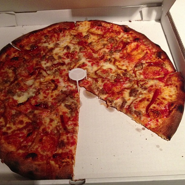 Pizzabomba!! STFU! @pizzabomba