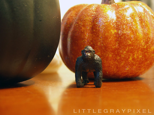Halloween Glitter Pumpkins 3 Ways • Little Gold Pixel
