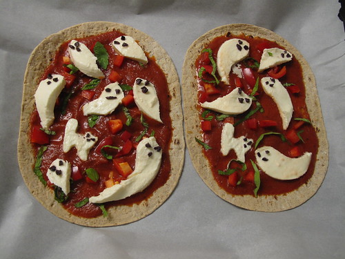 Ghost Pizza Halloween Food 5