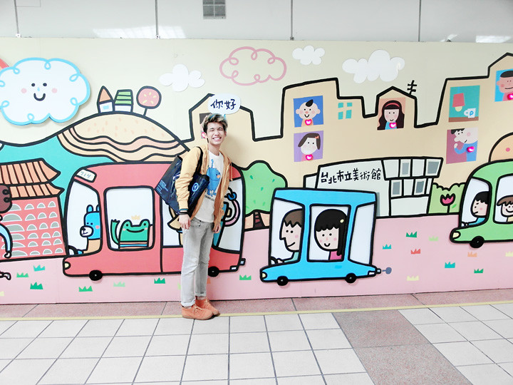 typicalben with cute deco at taipei metro