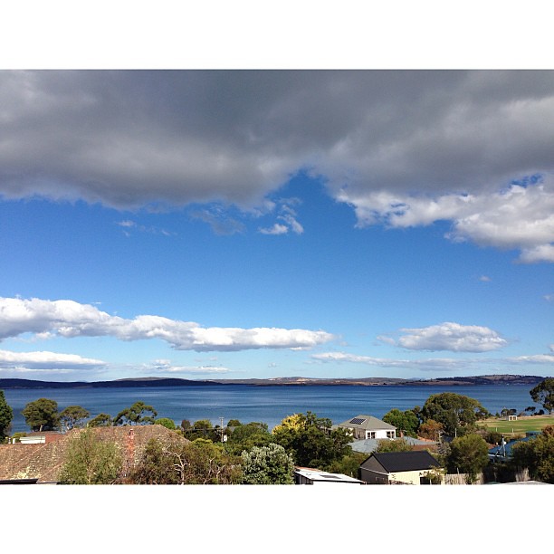 Went up on the roof of my house today for the first time and this was the view. Really need a second storey! -- no filter / no crop / no edit -- #myview #wowballs #nofilter #waterview #ontheroof #uphigh #tasmania #whitagram #scenic #surpriseview