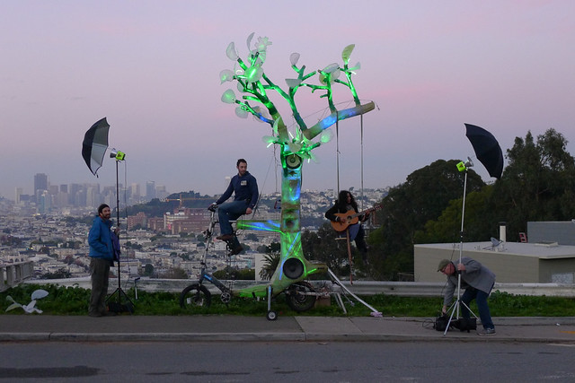 el arbol bike powered tree