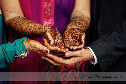 Indian-wedding-photographer-Henna-night-V&A-Elen-Studio-Photograhy-015