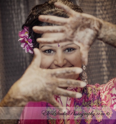 Indian-wedding-photographer-Henna-night-V&A-Elen-Studio-Photograhy-008