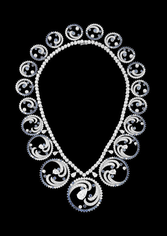 06_Van-Cleef--Arpels_Ocean-necklace_2_HD-1.jpg
