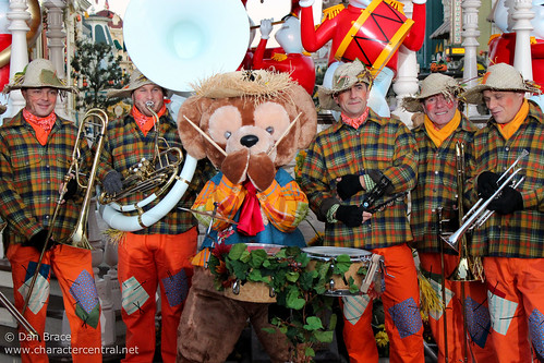 Fun with Duffy and the Octoween Brass Band