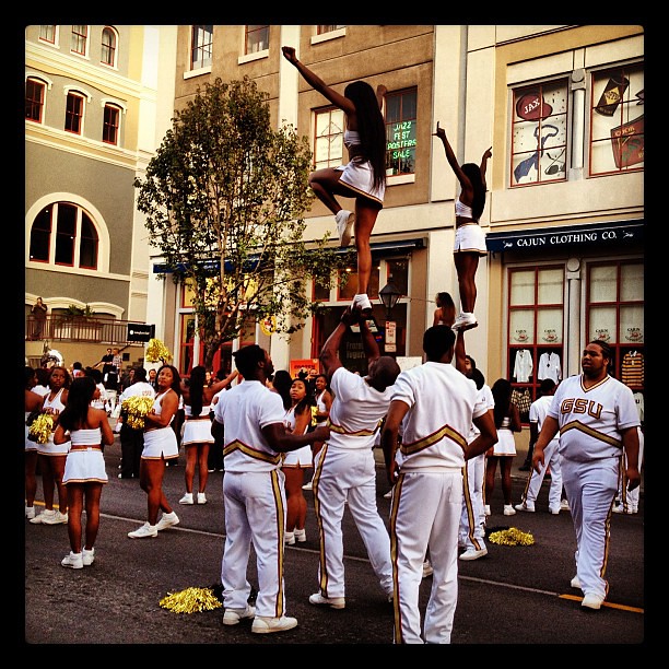 GSU Cheerleaders at New Orleans Thanksgiving Parade