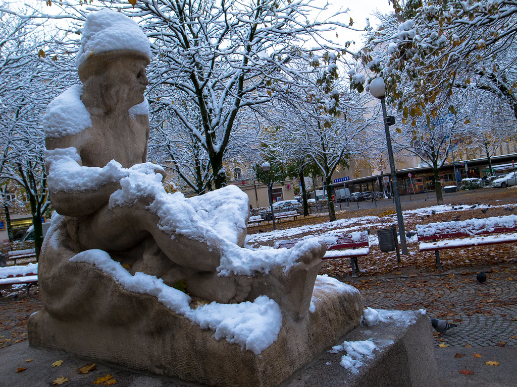 Oct. Munich - Snow - GRD4