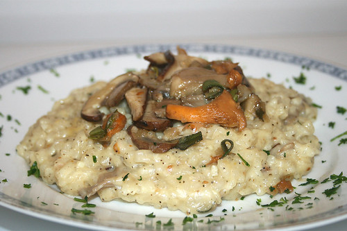 41 - Pilz-Risotto mit Salbei / Mushroom risotto with sage - CloseUp