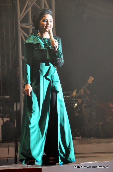 Siti Nurhaliza Gambang