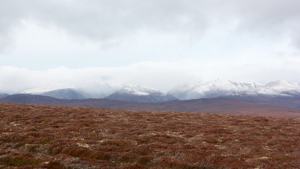 Snow over the Lairig Ghru
