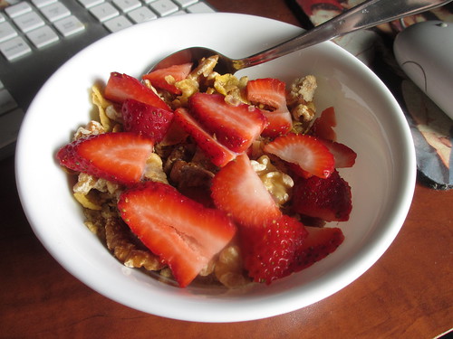 Cereal with Strawberries