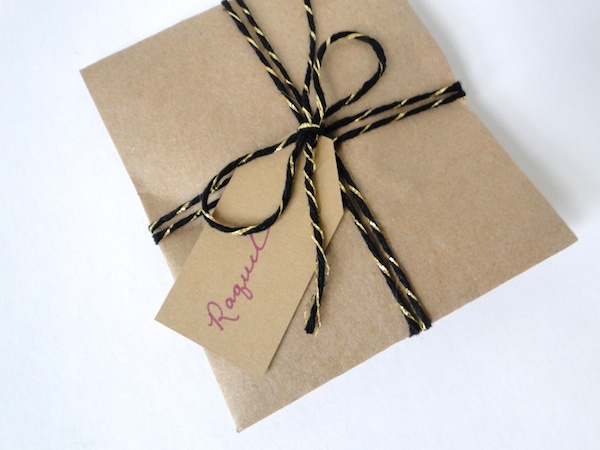 DIY Gift Wrap Envelope 8