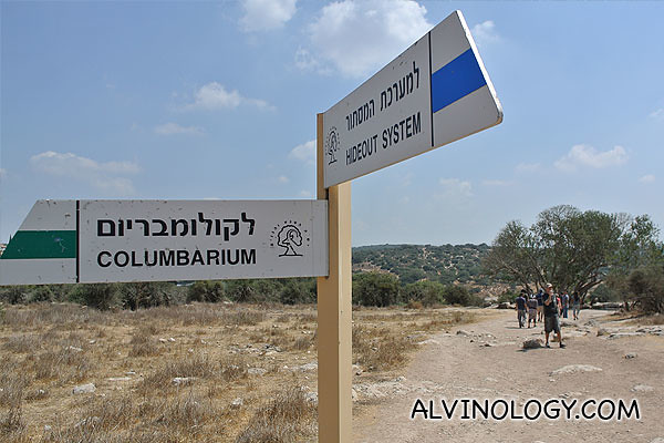 Signpost leading to the Refuge Caves