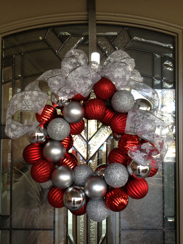 Pinterest Christmas ornament wreath