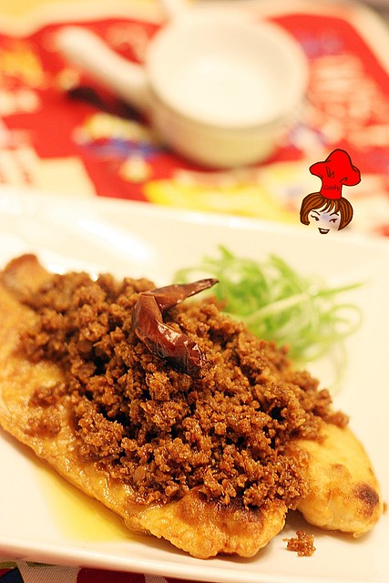 豆酥魚 Fish with Fried soy bean 1