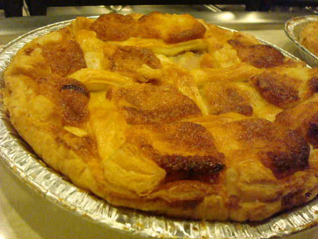 Pear Almond cream pie