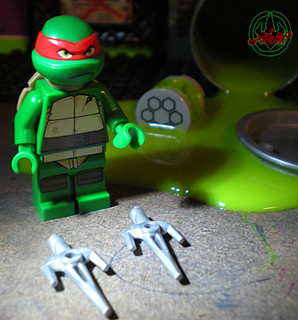 LEGO Teenage Mutant Ninja Turtles :: "Stealth Shell in Pursuit" ; Raphael ii (( 2013 ))
