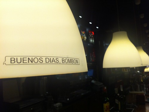KAZETA cafe en Bilbao by LaVisitaComunicacion