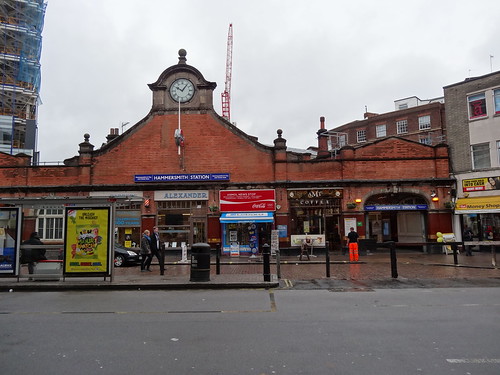 Hammersmith Station front for Hammersmith & City and Circle lines
