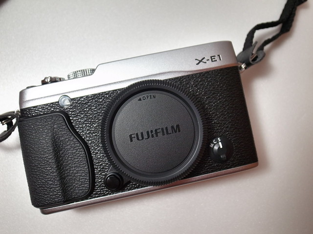 Fujifilm X-E1 + 18-55