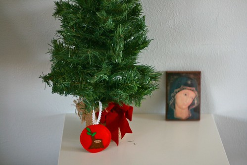 jesse tree (with first ornament, a few days ago)