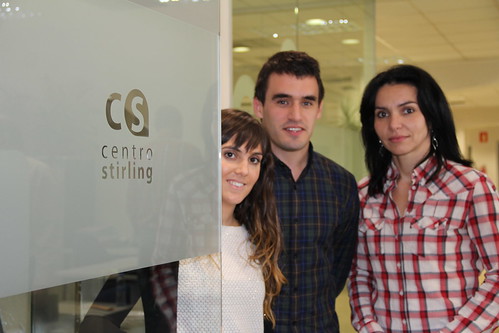Marta Cordón, Igor Barreno y Carolina Costa, del Centro Stirling.