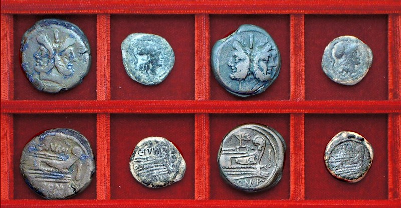 RRC 210 C.IVNI Junia bronzes, RRC 213 mast and sail bronzes, Ahala collection, coins of the Roman Republic (80)