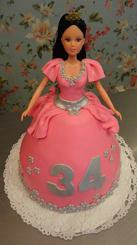 Princess Cake by CAKE Amsterdam - Cakes by ZOBOT