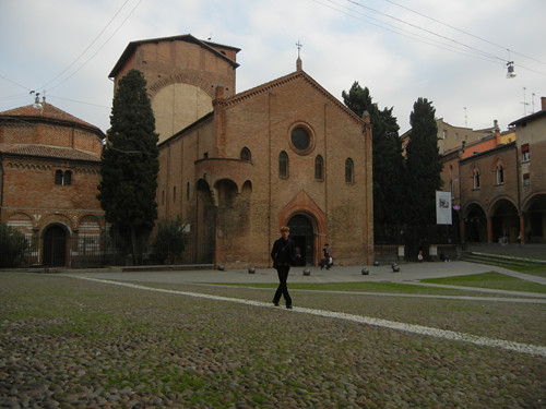 DSCN5005 _ Basilica Santuario Santo Stefano and Piazza Santuario Santo Stefano, Bologna, 18 October