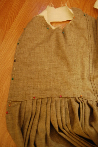 Making a robe a l'anglaise 28