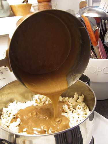 Cooking Light's Peanut Butter Caramel Corn