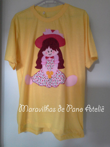 camisa com aplique menininha by Maravilhas de Pano Ateliê