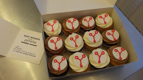 Business Logo cupcakes by CAKE Amsterdam - Cakes by ZOBOT