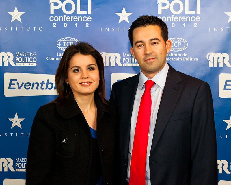 Juan Diego Sánchez con su Sra. esposa
