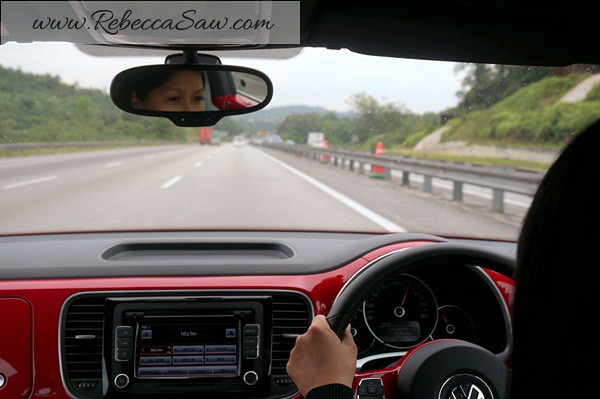 VOLKSWAGEN The Beetle 1 2 TSI review - rebecca saw-018