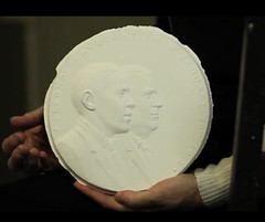 Kann Obama medal plaster model