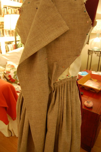 Making a robe a l'anglaise 7
