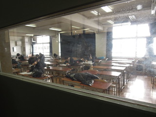2013/1/26 杉並区立和田中学校視察 夜スペの授業中。