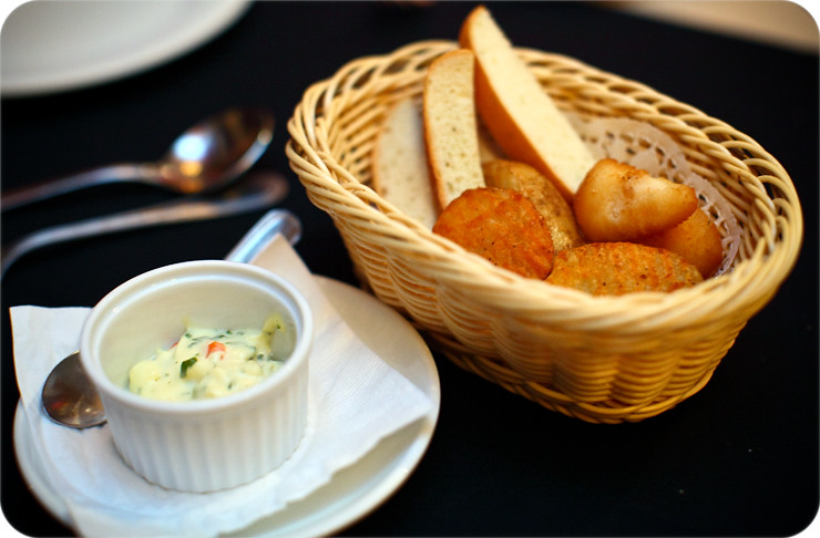 Bread-and-Fried-Potatoes