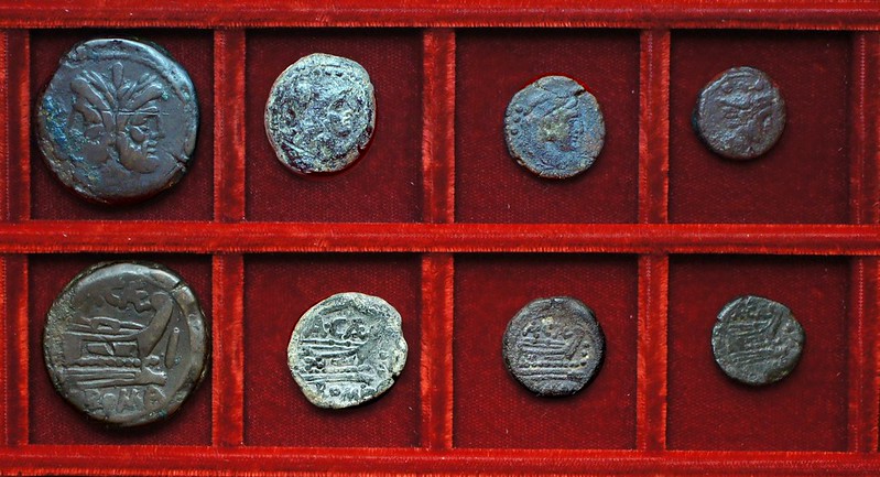 RRC 174 A.CAE Caecilia bronzes, Ahala collection, coins of the Roman Republic